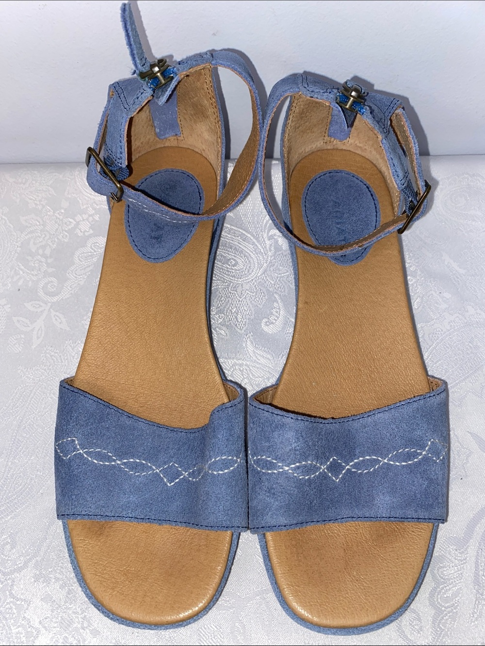 EUC Ariat Lisa Blue Suede Western Stitch Ankle Strap Wedge Sandals sz. 7.5